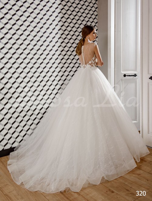 https://www.sposa-lia.com/images/stories/virtuemart/product/320       (3).jpg